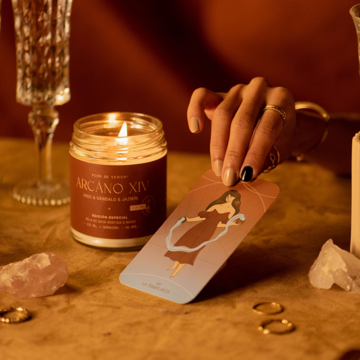 4 Tips para conectar con tu mazo de Tarot
